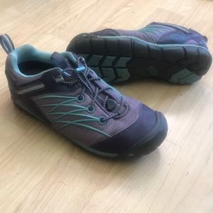 Keen Sneakers size 3
